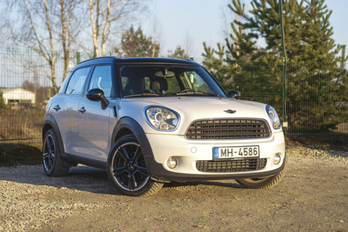 MINI COOPER COUNTRYMAN