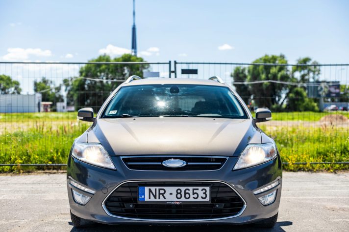 FORD MONDEO