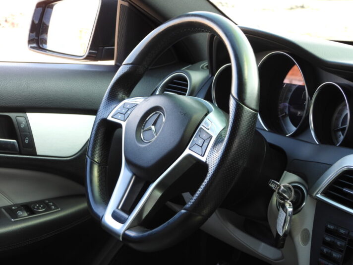 MERCEDES BENZ C350