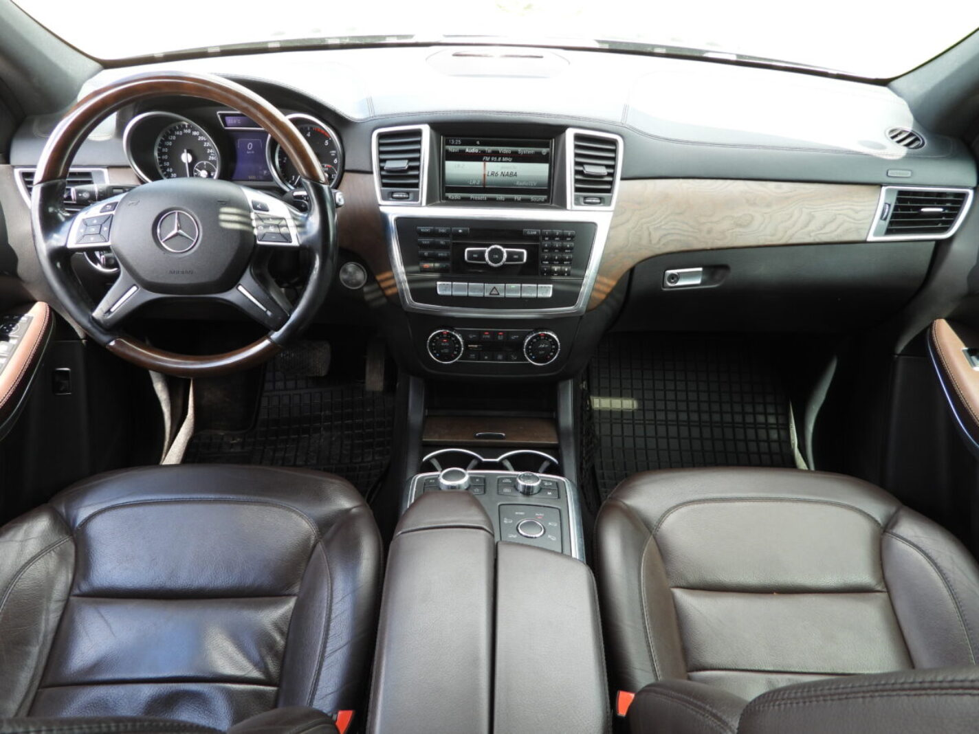 MERCEDES BENZ GL350