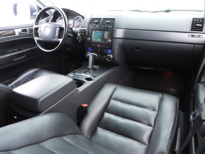 VW TOUAREG