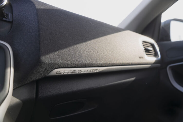 VOLVO V40 CROSS COUNTRY