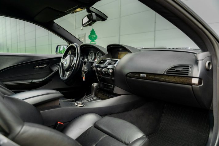 BMW 650