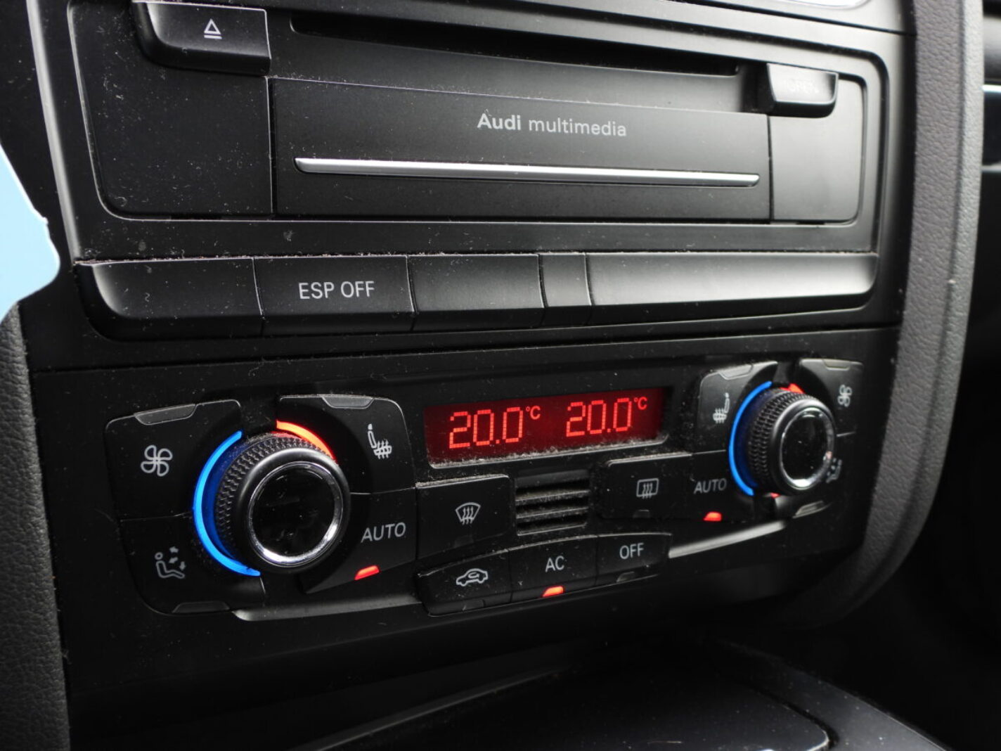 AUDI A4 S-LINE