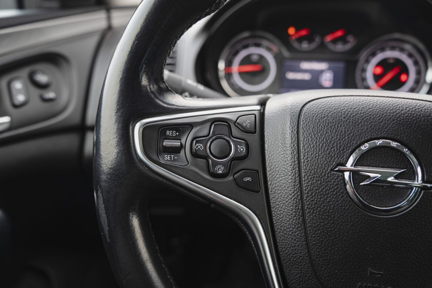 OPEL INSIGNIA SPORTS TOURER