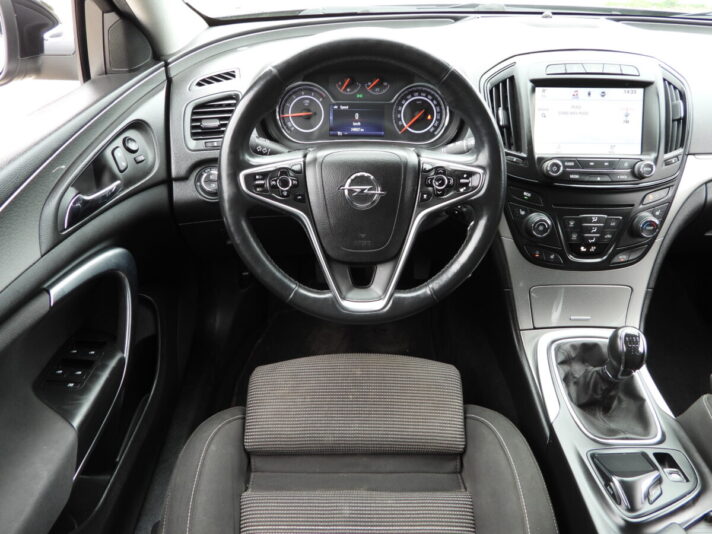 OPEL INSIGNIA SPORTS TOURER SW