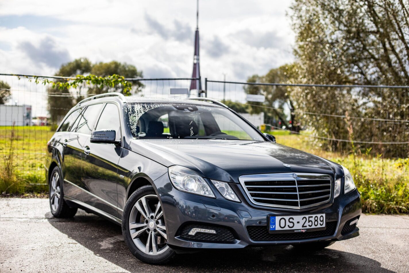 MERCEDES BENZ E350