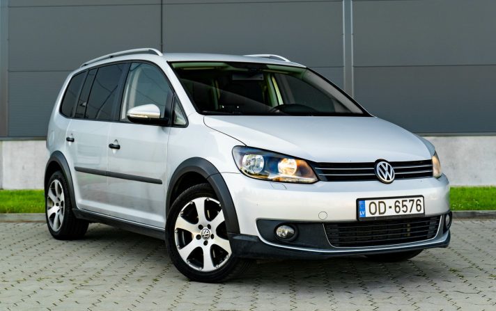 VW TOURAN