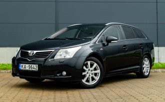 TOYOTA AVENSIS