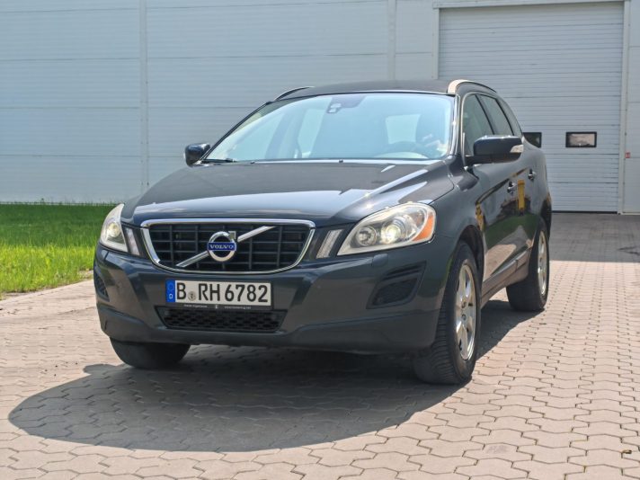 VOLVO XC60 2.4 D5, 151KW.