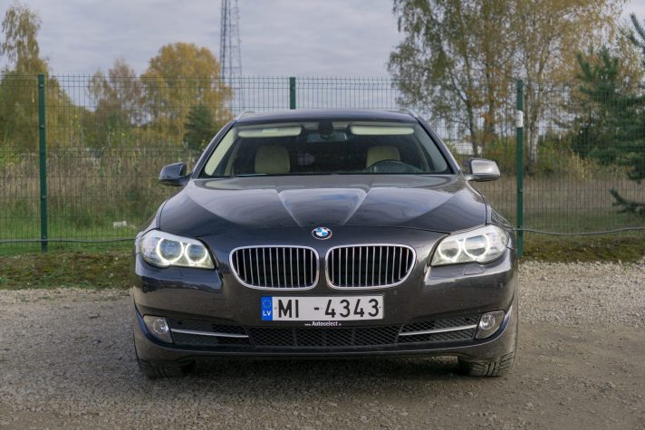 BMW 525