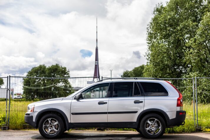 VOLVO XC90