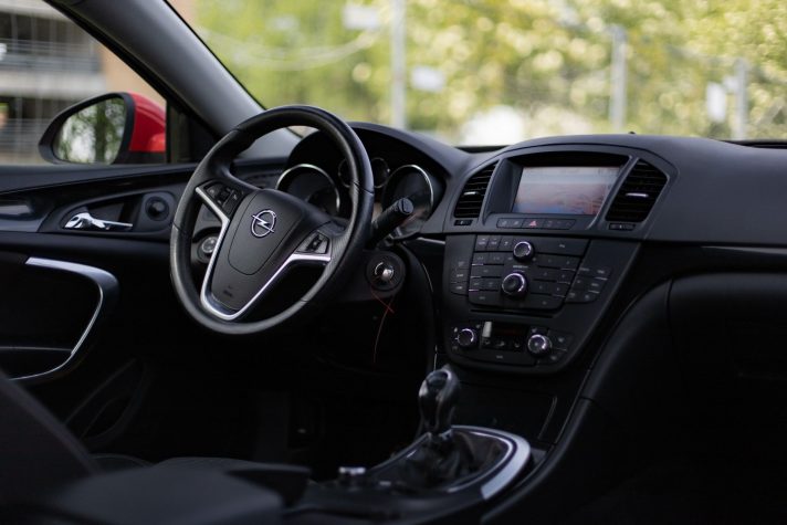 OPEL INSIGNIA SPORTS TOURER SW