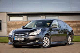 SUBARU LEGACY