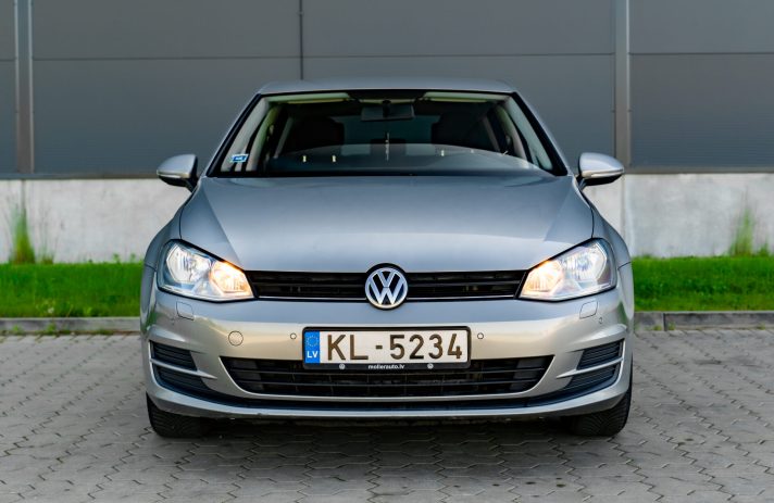 VW GOLF