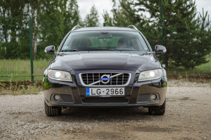 VOLVO V70