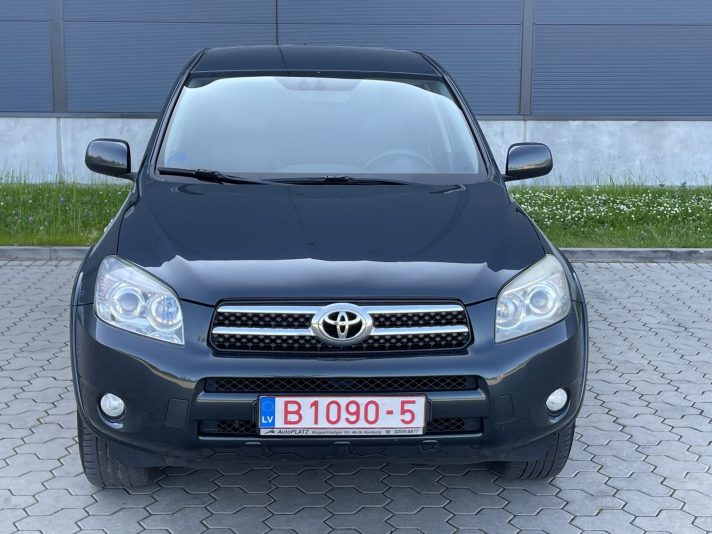 No Vācijas ,Toyota RAV-4 2.2 Dīzelis 2007 gada  4x4