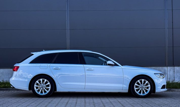 AUDI A6 AVANT