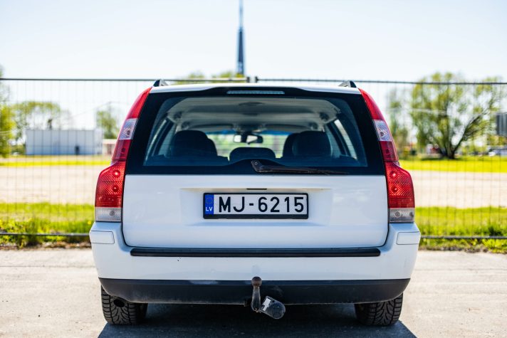 VOLVO V70