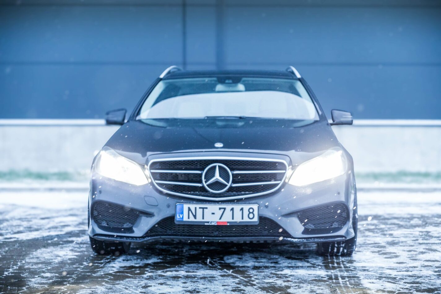 MERCEDES BENZ E350