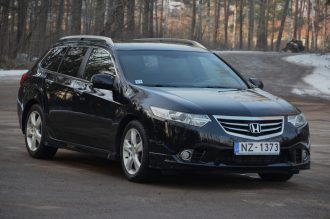 Honda Accord Tourer Type S Facelift 2.2 I-Dtec (132kw-180z/s)Dīzelis ar mehānisko ātrumkārbu.