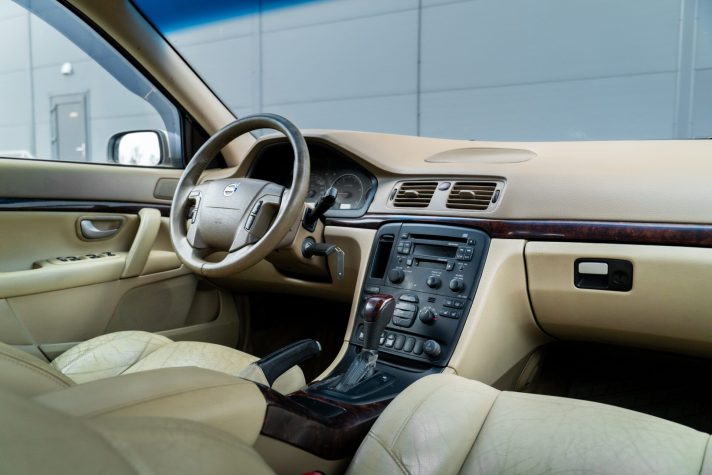 VOLVO S80