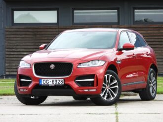 JAGUAR F-PACE