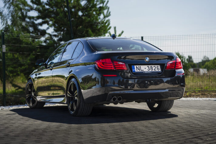 BMW 525