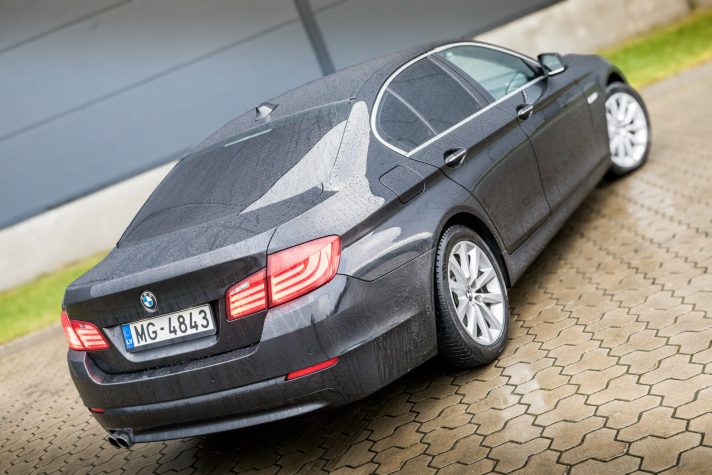 BMW 525