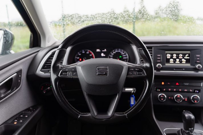 SEAT LEON ST