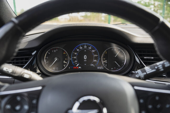 OPEL INSIGNIA SPORTS TOURER 4X4