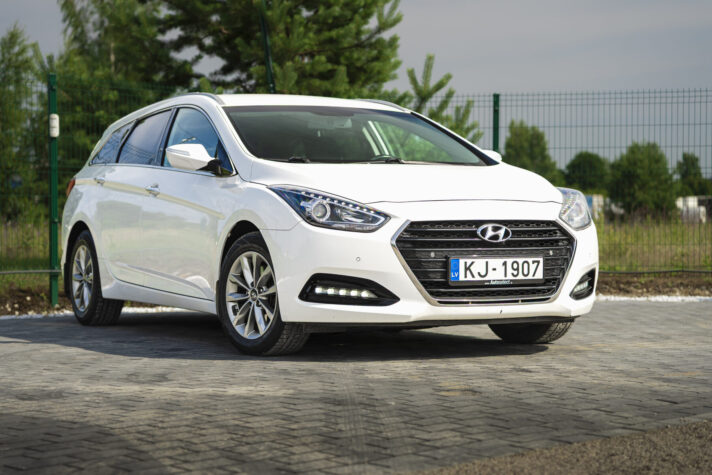 HYUNDAI I40