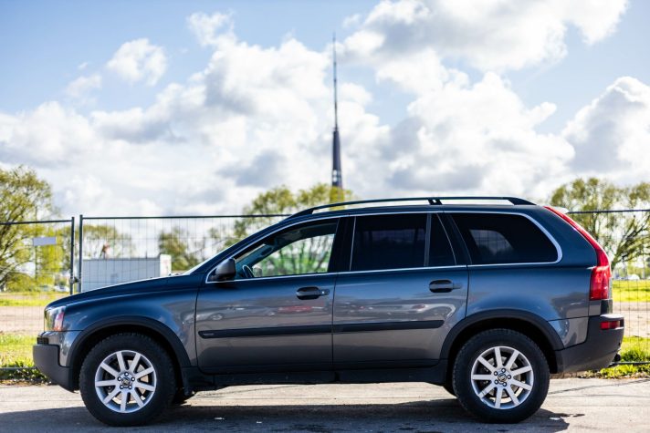 VOLVO XC90