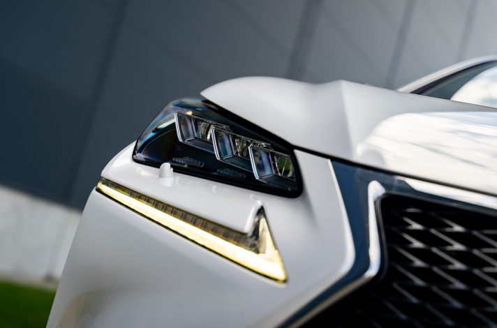 LEXUS NX300H