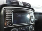 MERCEDES BENZ R320