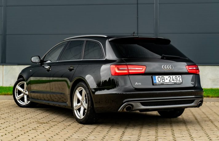 AUDI A6 AVANT