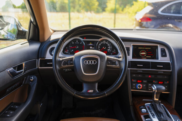AUDI A6 S-LINE QUATTRO