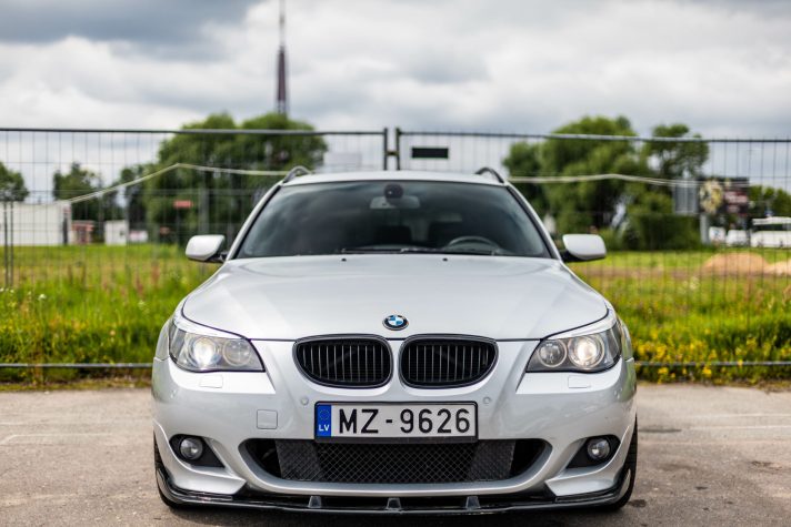 BMW 530