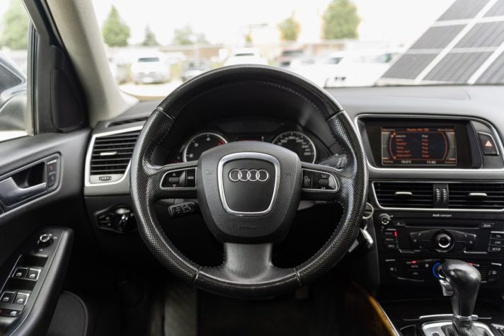 AUDI Q5 QUATTRO