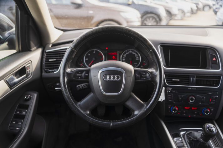 AUDI Q5 QUATTRO