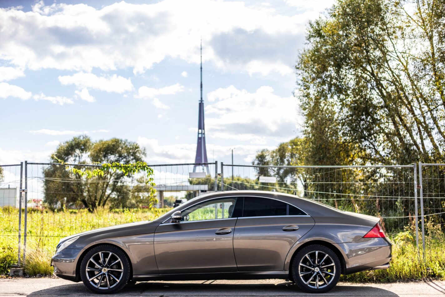 MERCEDES BENZ CLS 320