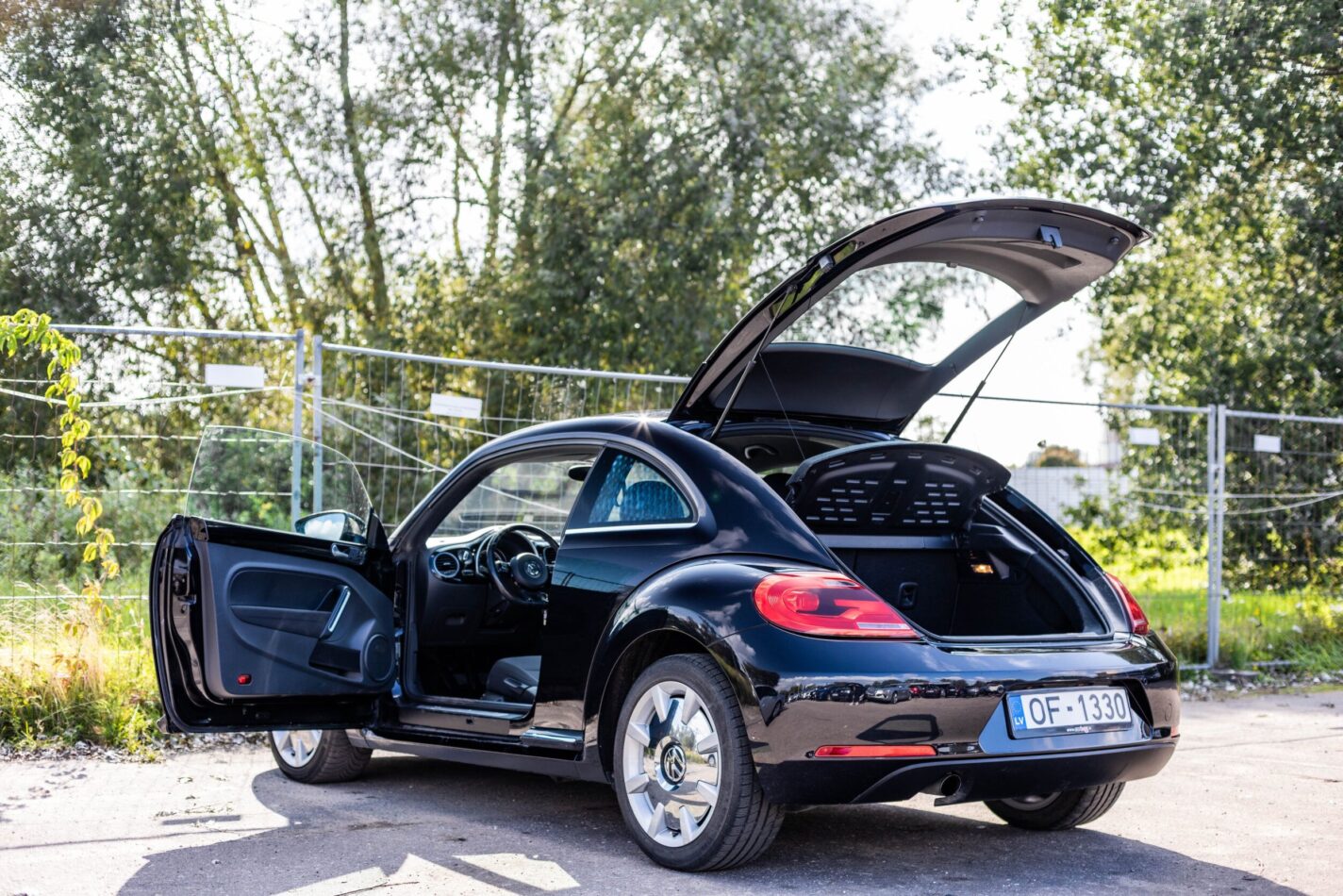 VW BEETLE