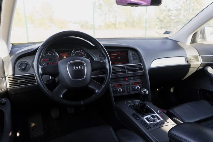 AUDI A6 QUATTRO