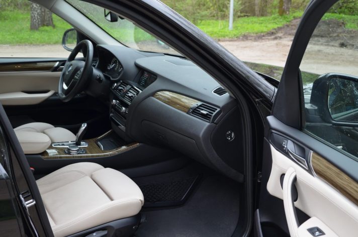 Tikko ievests. BMW X3 X-Drive ar 2.0D B47 (140Kw-190Z/s). Dīzeļa dzinēju un automātisko ātrumkārbu