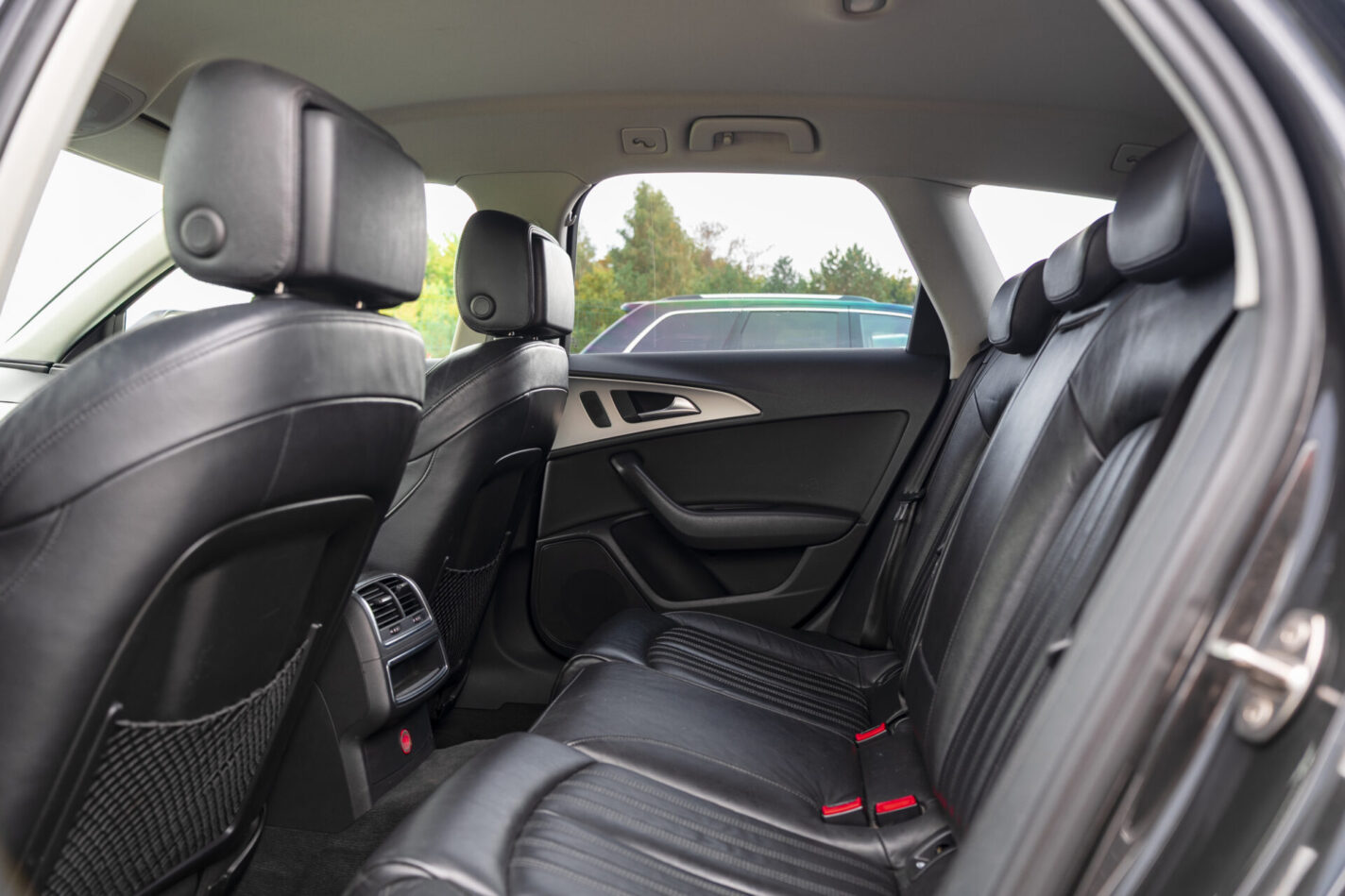 AUDI A6 AVANT QUATTRO