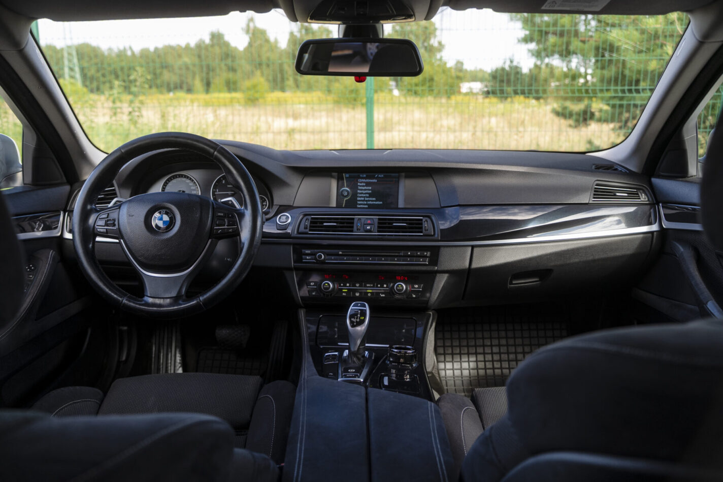 BMW 525