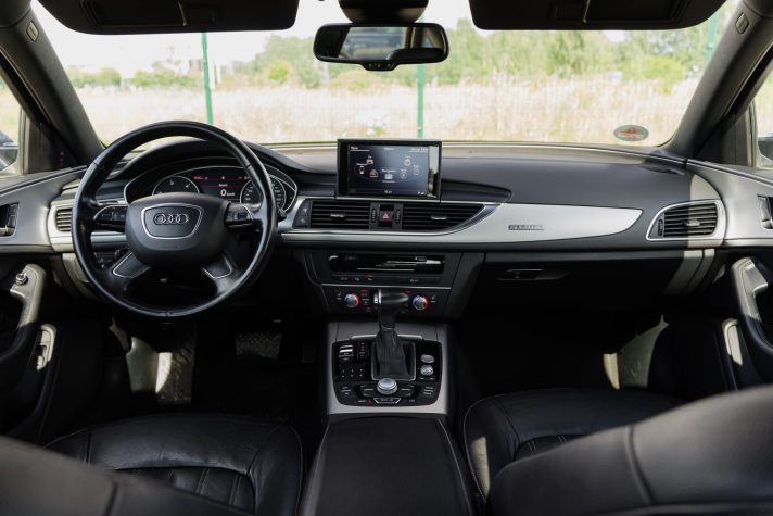 AUDI A6 LIMOUSINE QUATTRO