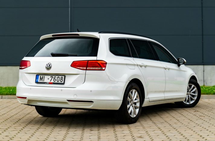 VW PASSAT