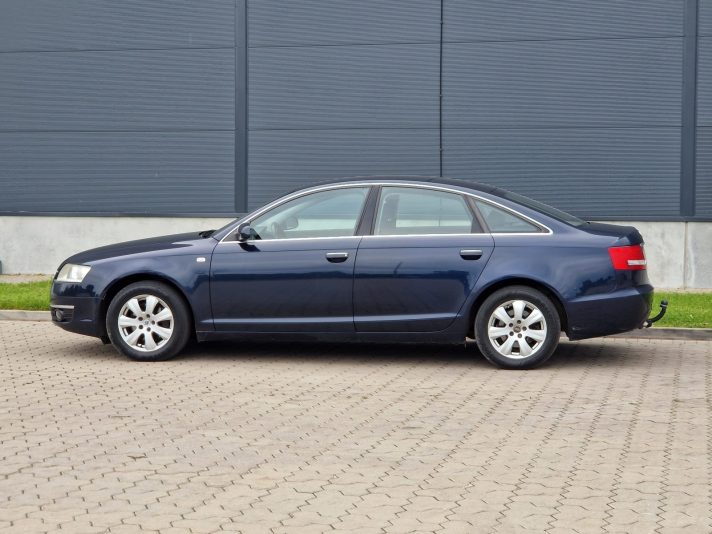 Audi A-6,Sedans 2.L D