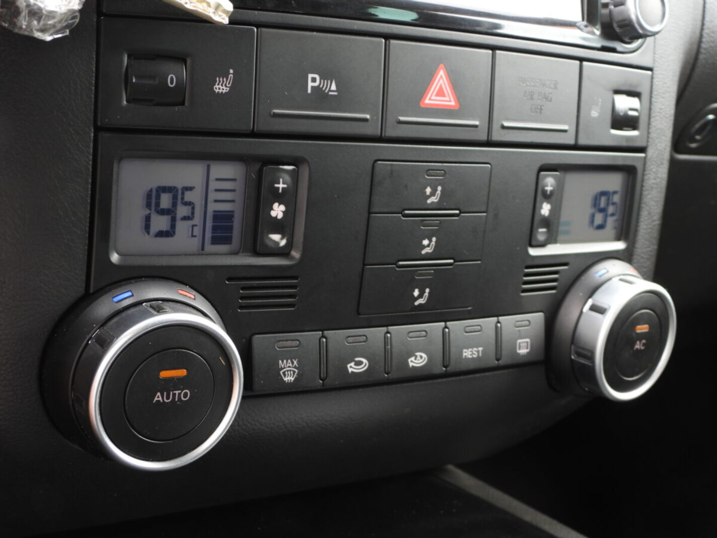 VW TOUAREG